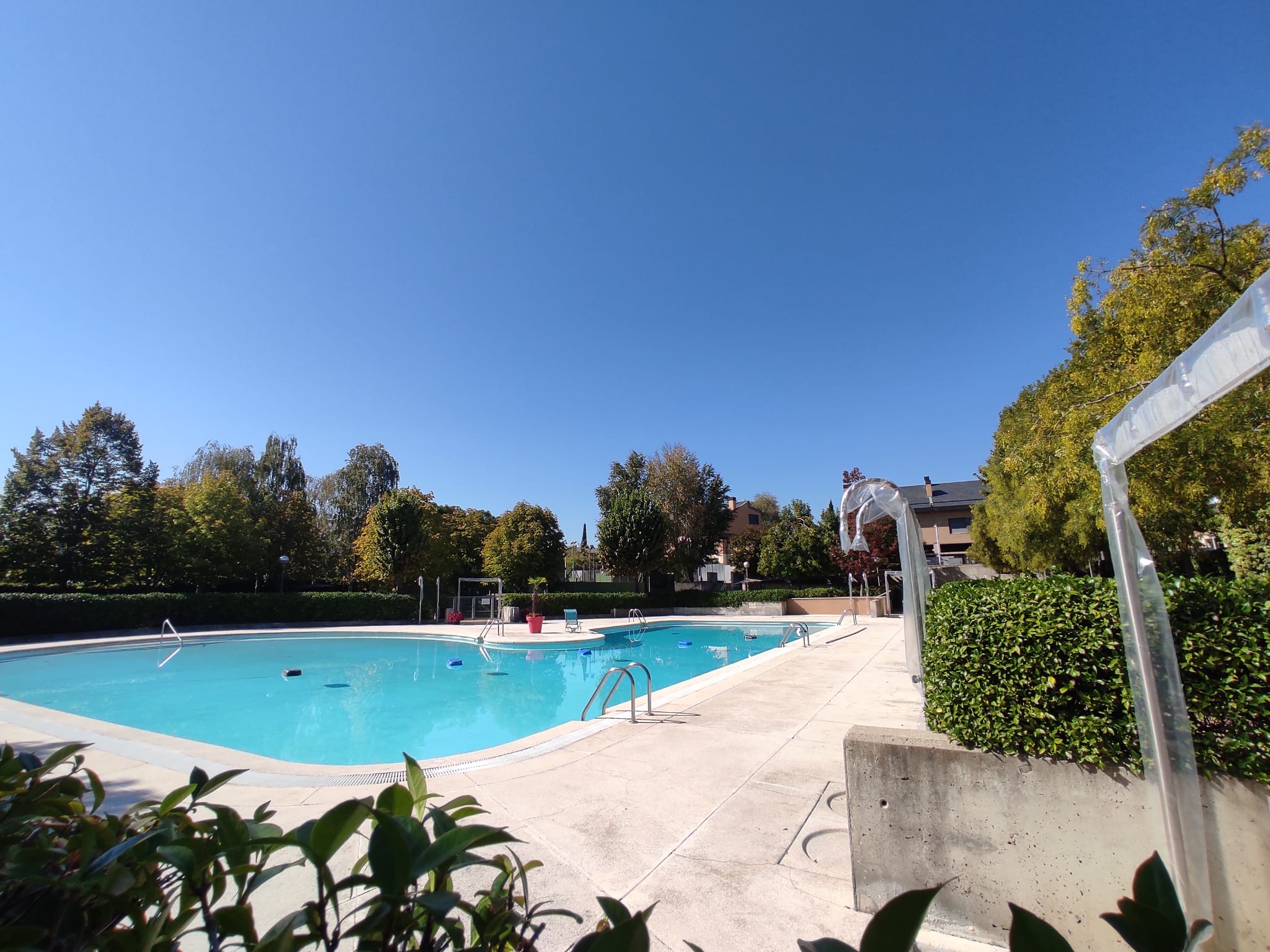 Piso en alquiler en Encinar de Los Reyes